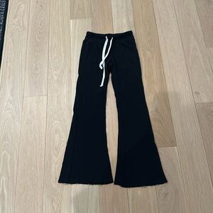Katie J NYC - black tween XL - flare black pants